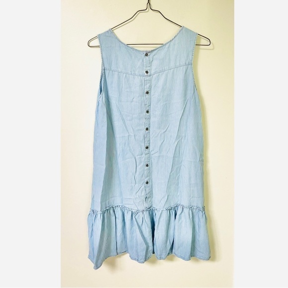 BeachLunchLounge Dress M Chambray Striped Drop Waist Ruffle Sleeveless Lyocell - Picture 2 of 2